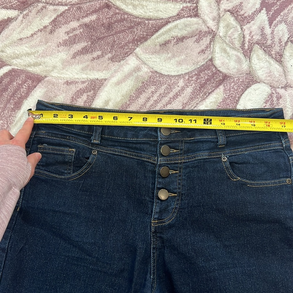 Modcloth Karaoke Songstress High Waisted Shorts - Picture 7 of 10
